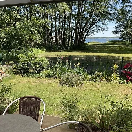 Dream Bungalow On Grimmitzsee With Lake View Hébergement de vacances *